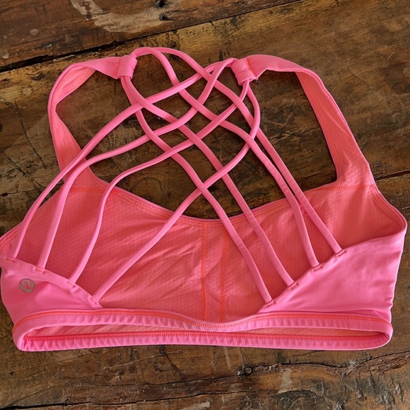 Free to be Wild - 8 - Picture 2 of 4